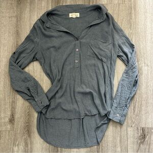 Cloth & Stone by Anthropologie Steel Gray Button Up Pullover Blouse Size Small